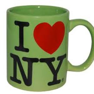 Mug I love New York green